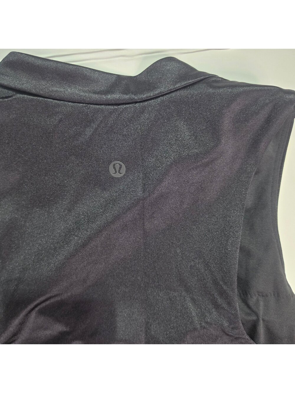 NWT Lululemon Satin Shine Full-Zip Tank Stripe Black XL Built-In Bra - Picture 5 of 8